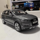 [Kyosho] 1:18 Audi 2010 Q7 Gray Model Car Die-Cast