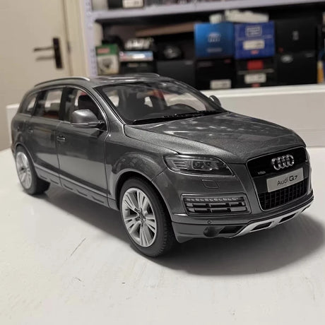 [Kyosho] 1:18 Audi 2010 Q7 grijs modelauto Die-Cast