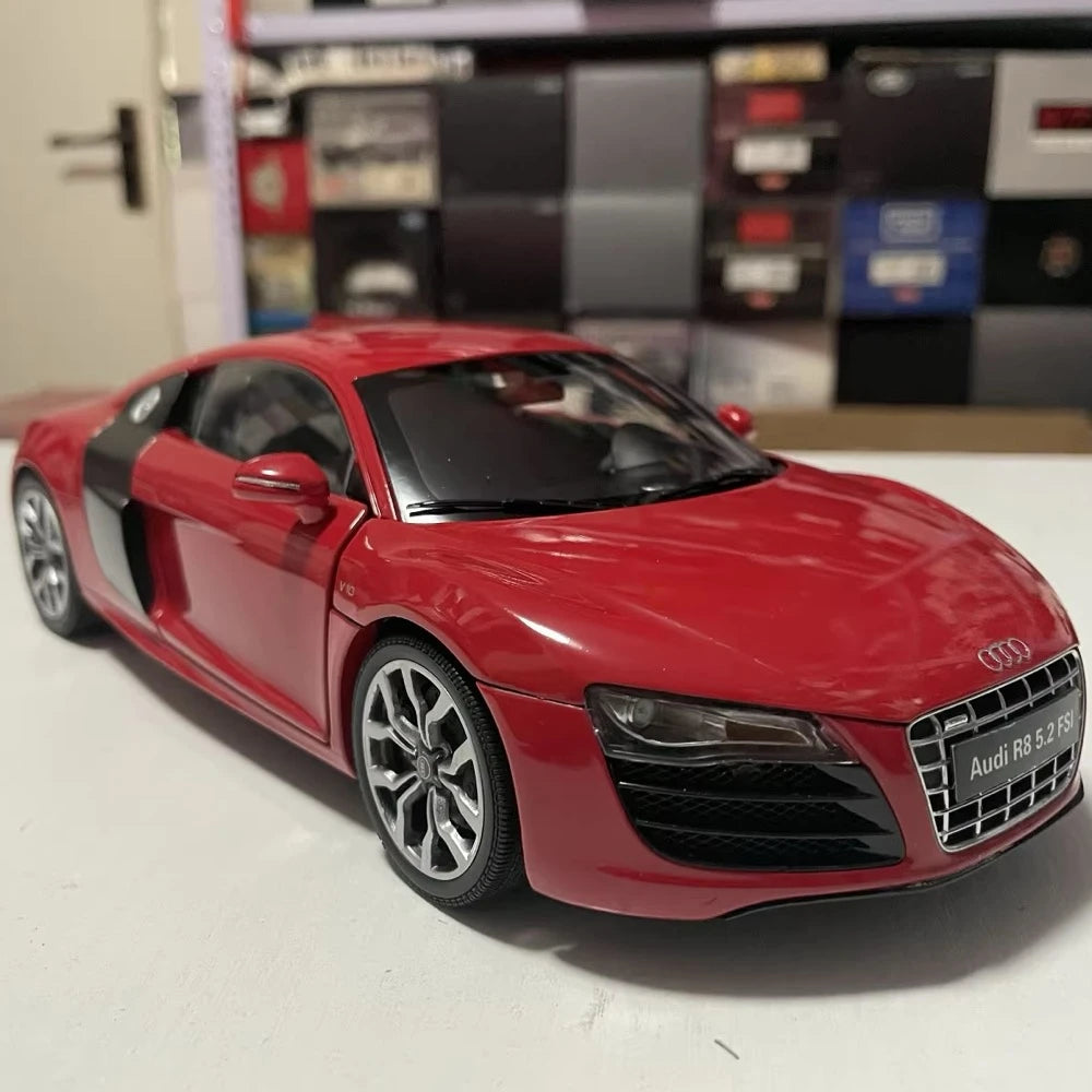 [Kyosho] 1:18 Audi 2011 R8 5.2 FSI Quattro Red Model Car Die-Cast