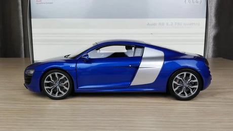 [Kyosho] 1:18 Audi 2011 R8 5.2 FSI Quattro Blue Model Car Die-Cast