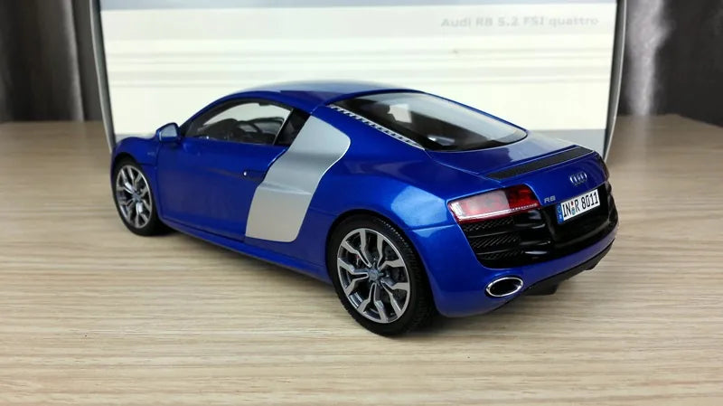 [Kyosho] 1:18 Audi 2011 R8 5.2 FSI Quattro Blue Model Car Die-Cast