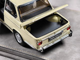 [Kyosho] 1:18 BMW 1971 2002 tii Off-White Model Car Die-Cast