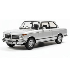 [Kyosho] 1:18 BMW 1971 2002 tii Silver Model Car Die-Cast