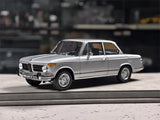 [Kyosho] 1:18 BMW 1971 2002 tii Silver Model Car Die-Cast