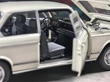 [Kyosho] 1:18 BMW 1971 2002 tii vit modellbil Die-Cast
