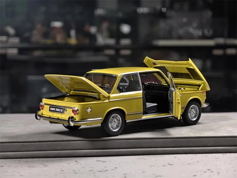 [Kyosho] 1:18 BMW 1971 2002 tii jaune voiture miniature Die-Cast