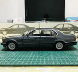 [Minichamps] 1:18 BMW 1986 E32 730i Gray Model Car Die-Cast