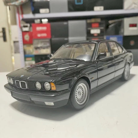 [Minichamps] 1:18 BMW 1988 E34 535i noir voiture miniature Die-Cast