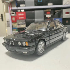 [Minichamps] 1:18 BMW 1988 E34 535i Black Model Car Die-Cast