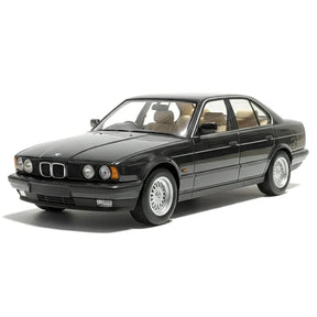 [Minichamps] 1:18 BMW 1988 E34 535i Black Model Car Die-Cast