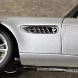[Kyosho] 1:18 BMW 1997 E52 Z8 Silver Model Car Die-Cast