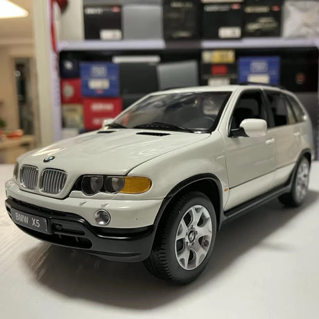 [Kyosho] 1:18 BMW 2000 E53 X5 blanc voiture miniature Die-Cast