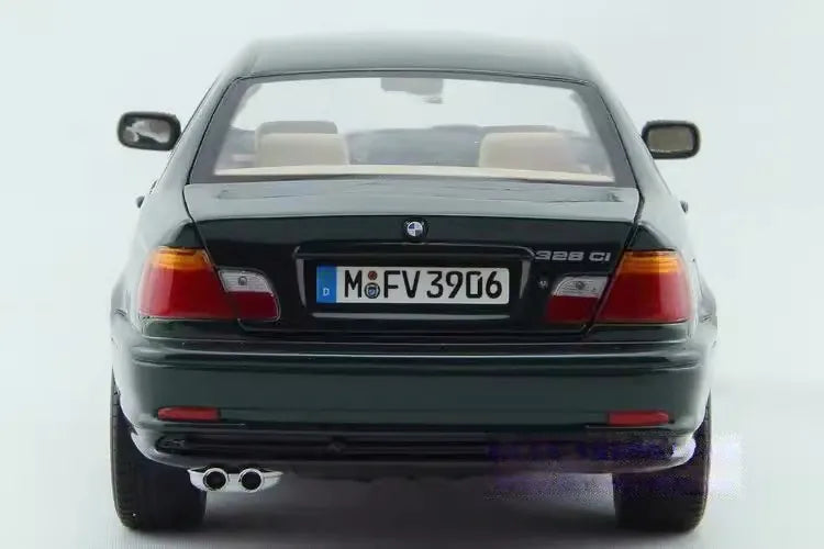 [Kyosho] 1:18 BMW 2003 E46 328Ci Coupe Green Model Car Die-Cast