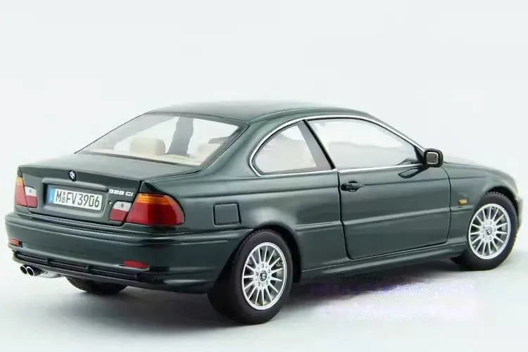 [Kyosho] 1:18 BMW 2003 E46 328Ci Coupe Green Model Car Die-Cast