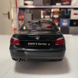 [Kyosho] 1:18 BMW 2003 E60 545i Green Model Car Die-Cast