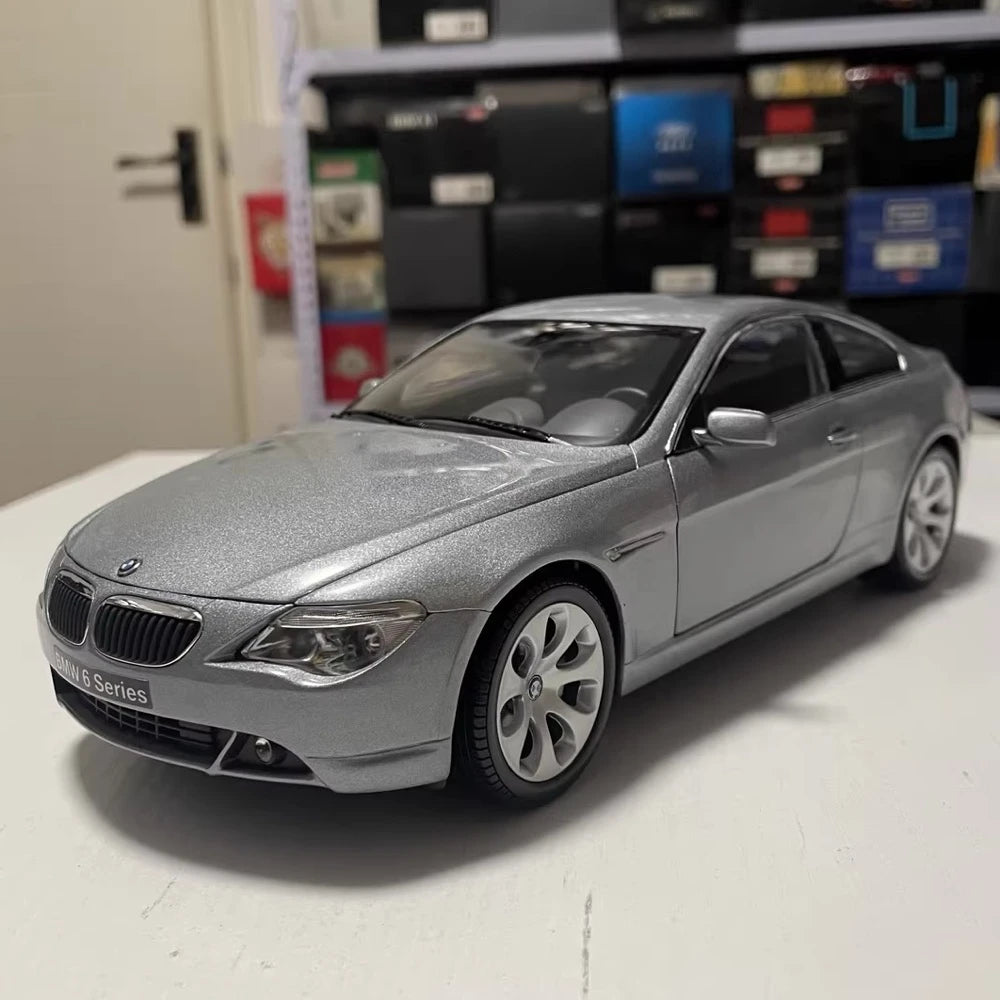 [Kyosho] 1:18 BMW 2003 E63 645Ci Coupe Gray Model Car Die-Cast