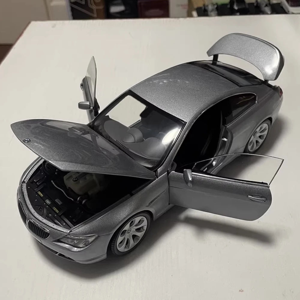 [Kyosho] 1:18 BMW 2003 E63 645Ci Coupe Gray Model Car Die-Cast