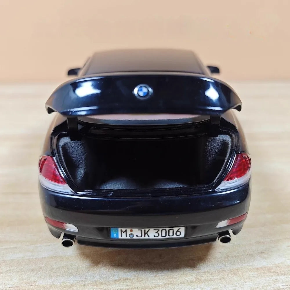 [Kyosho] 1:18 BMW 2004 E64 645Ci Black Model Car Die-Cast