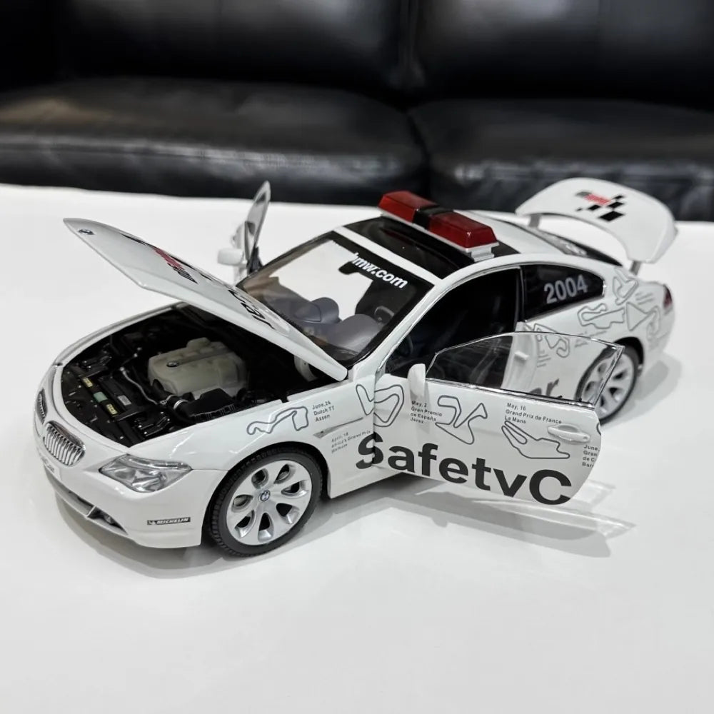 [Kyosho] 1:18 BMW 2004 E64 645Ci GP Safety Model Car Die-Cast