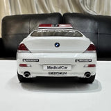 [Kyosho] 1:18 BMW 2004 E64 645Ci GP Safety voiture miniature Die-Cast