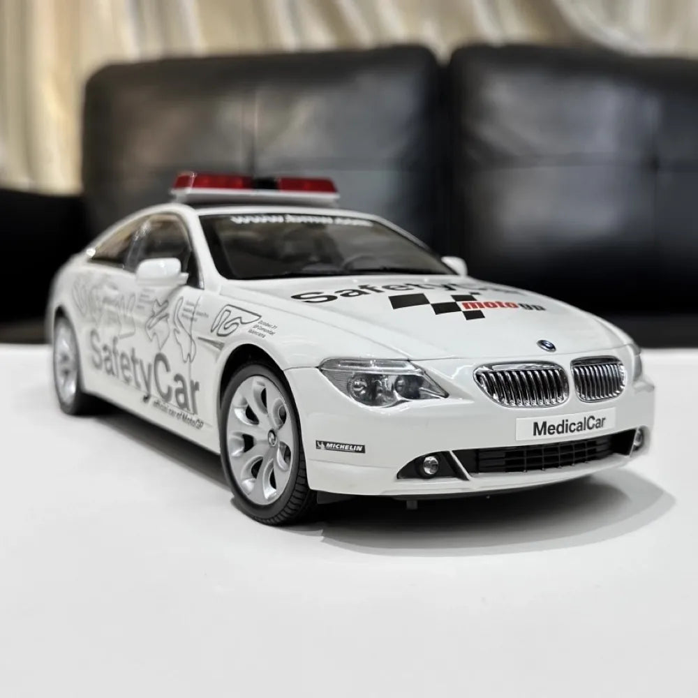 [Kyosho] 1:18 BMW 2004 E64 645Ci GP Safety Model Car Die-Cast
