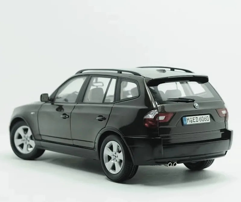 [Kyosho] 1:18 BMW 2004 E83 X3 Black Model Car Die-Cast