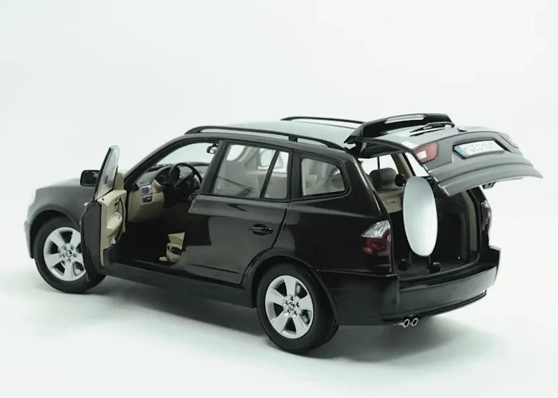 [Kyosho] 1:18 BMW 2004 E83 X3 Black Model Car Die-Cast