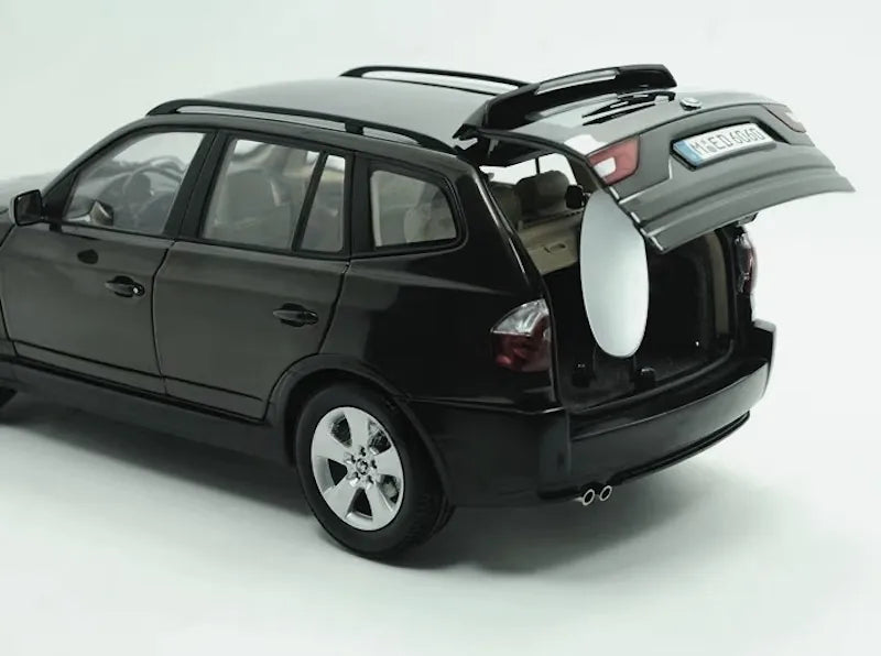 [Kyosho] 1:18 BMW 2004 E83 X3 Black Model Car Die-Cast