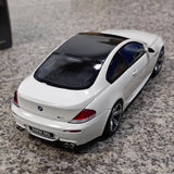 [Kyosho] 1:18 BMW 2005 E63 M6 Coupe wit modelauto Die-Cast