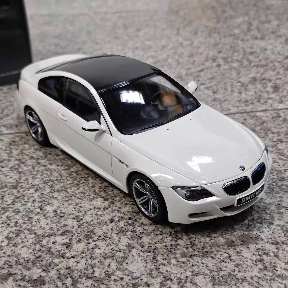 [Kyosho] 1:18 BMW 2005 E63 M6 Coupe White Model Car Die-Cast