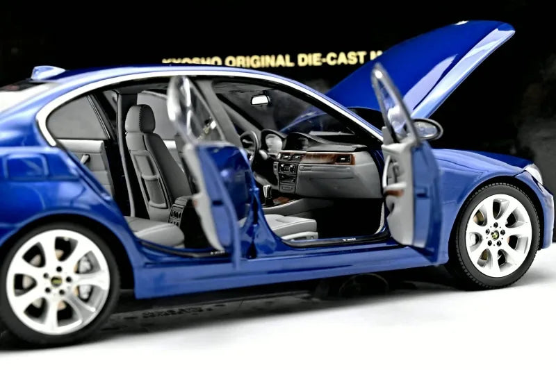 [Kyosho] 1:18 BMW 2005 E90 330i Blue Model Car Die-Cast