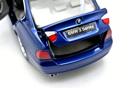 [Kyosho] 1:18 BMW 2005 E90 330i Blue Model Car Die-Cast