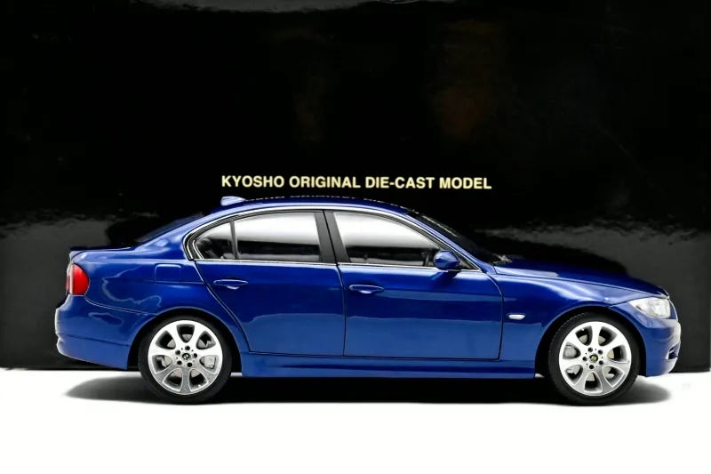 [Kyosho] 1:18 BMW 2005 E90 330i Blue Model Car Die-Cast