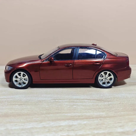 [Kyosho] 1:18 BMW 2005 E90 330i Red Model Car Die-Cast