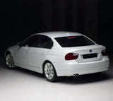 [Kyosho] 1:18 BMW 2005 E90 330i White Model Car Die-Cast