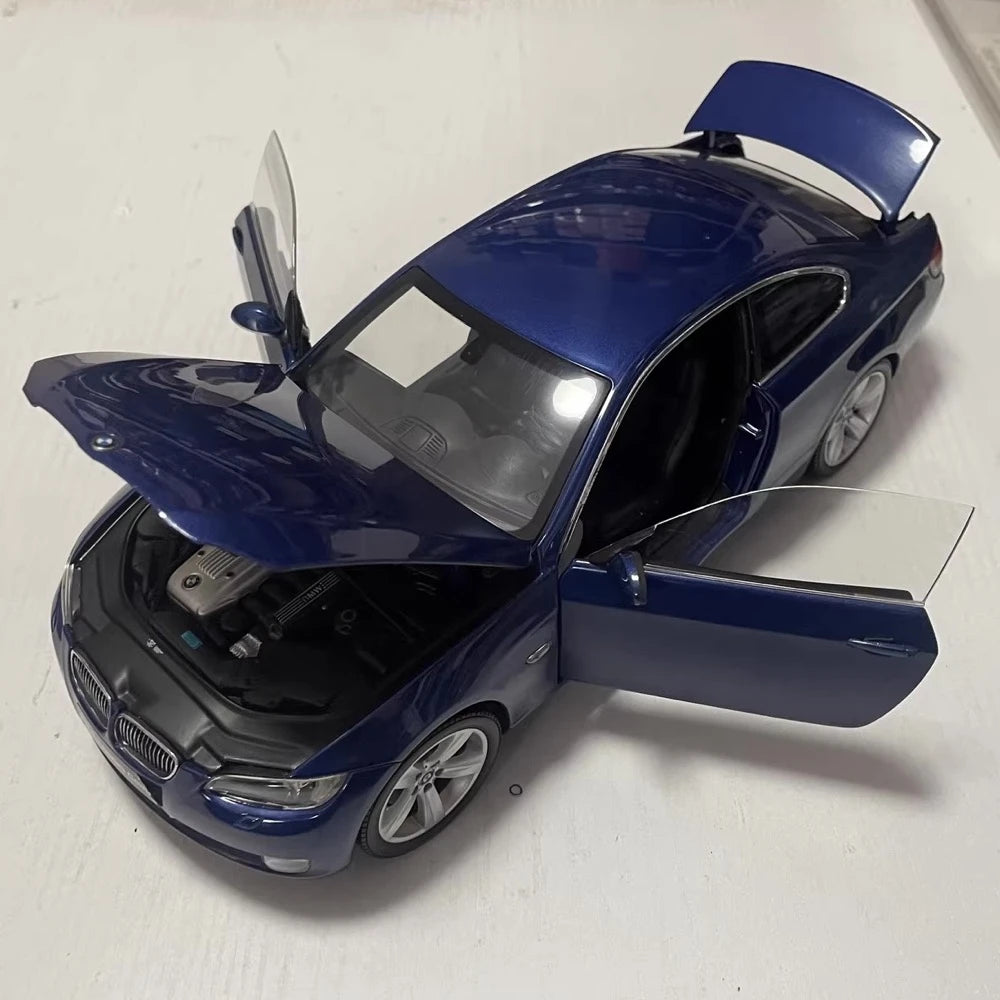 [Kyosho] 1:18 BMW 2007 E92 3 Series 330i Coupe Blue Model Car Die-Cast