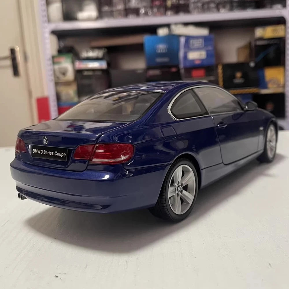 [Kyosho] 1:18 BMW 2007 E92 3 Series 330i Coupe Blue Model Car Die-Cast
