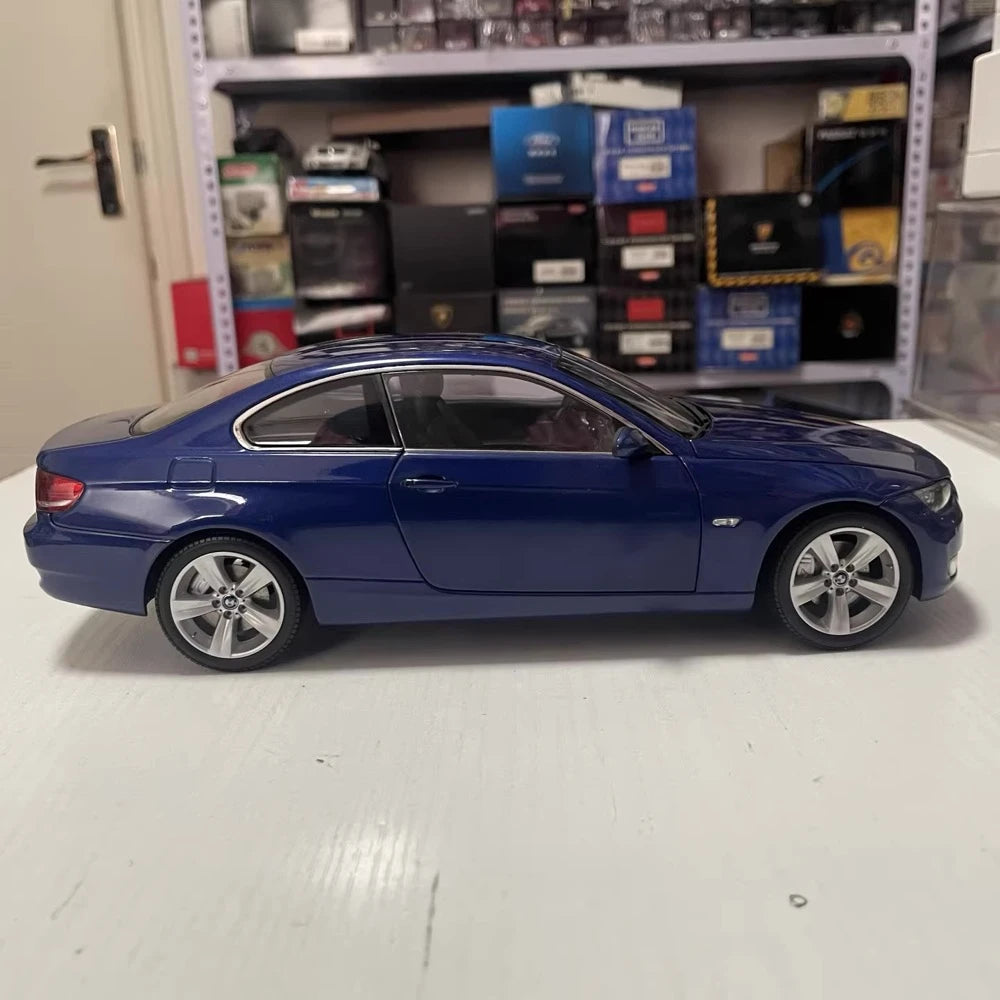 [Kyosho] 1:18 BMW 2007 E92 3 Series 330i Coupe Blue Model Car Die-Cast