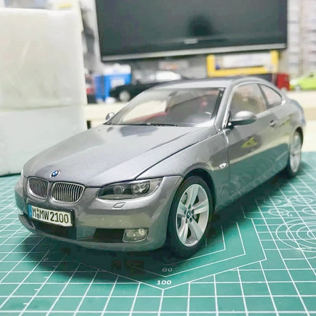 [Kyosho] 1:18 BMW 2008 E92 M3 gris voiture miniature Die-Cast
