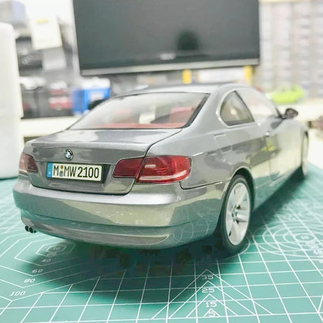 [Kyosho] 1:18 BMW 2008 E92 M3 gris voiture miniature Die-Cast
