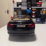[Kyosho] 1:18 BMW 2008 F02 750Li Black Model Car Die-Cast