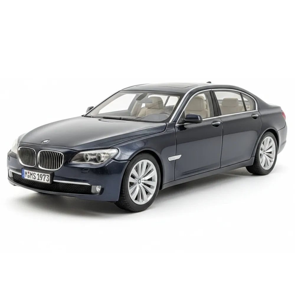[Kyosho] 1:18 BMW 2008 F02 750Li Black Model Car Die-Cast
