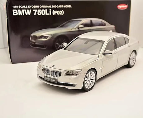 [Kyosho] 1:18 BMW 2008 F02 750Li White Model Car Die-Cast