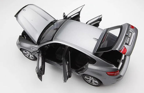 [Kyosho] 1:18 BMW 2009 E71 X6M Silver Model Car Die-Cast