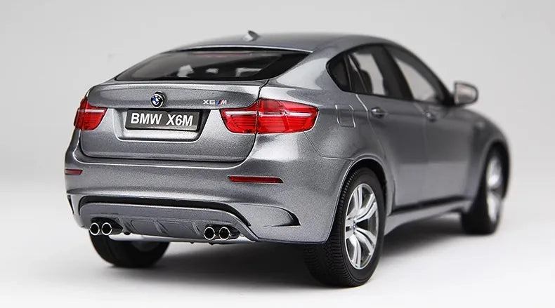 [Kyosho] 1:18 BMW 2009 E71 X6M Silver Model Car Die-Cast