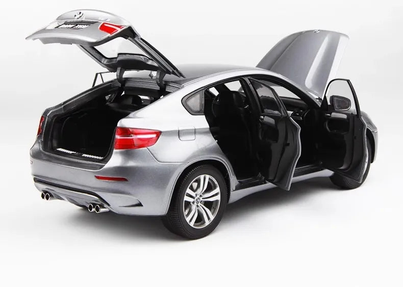 [Kyosho] 1:18 BMW 2009 E71 X6M Silver Model Car Die-Cast