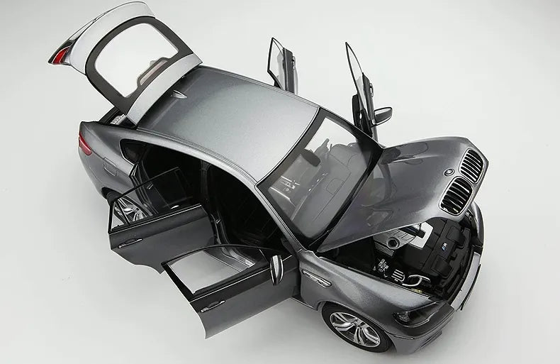 [Kyosho] 1:18 BMW 2009 E71 X6M Silver Model Car Die-Cast