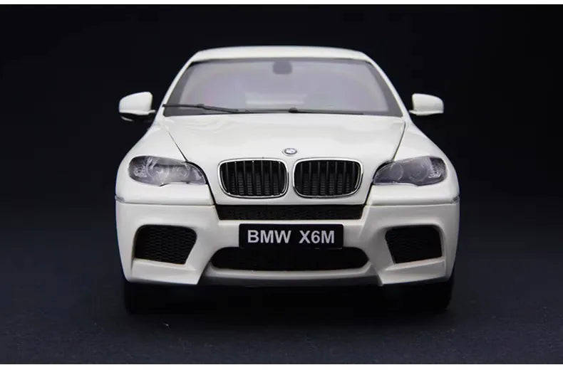 [Kyosho] 1:18 BMW 2009 E71 X6M bianco modellino di auto Die-Cast