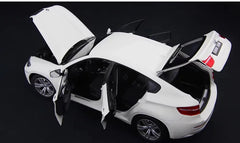 [Kyosho] 1:18 BMW 2009 E71 X6M bianco modellino di auto Die-Cast
