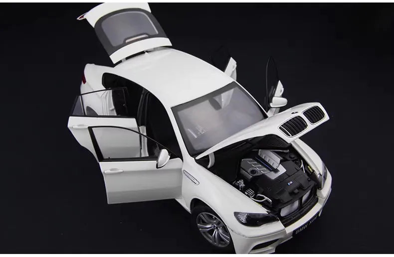 [Kyosho] 1:18 BMW 2009 E71 X6M bianco modellino di auto Die-Cast